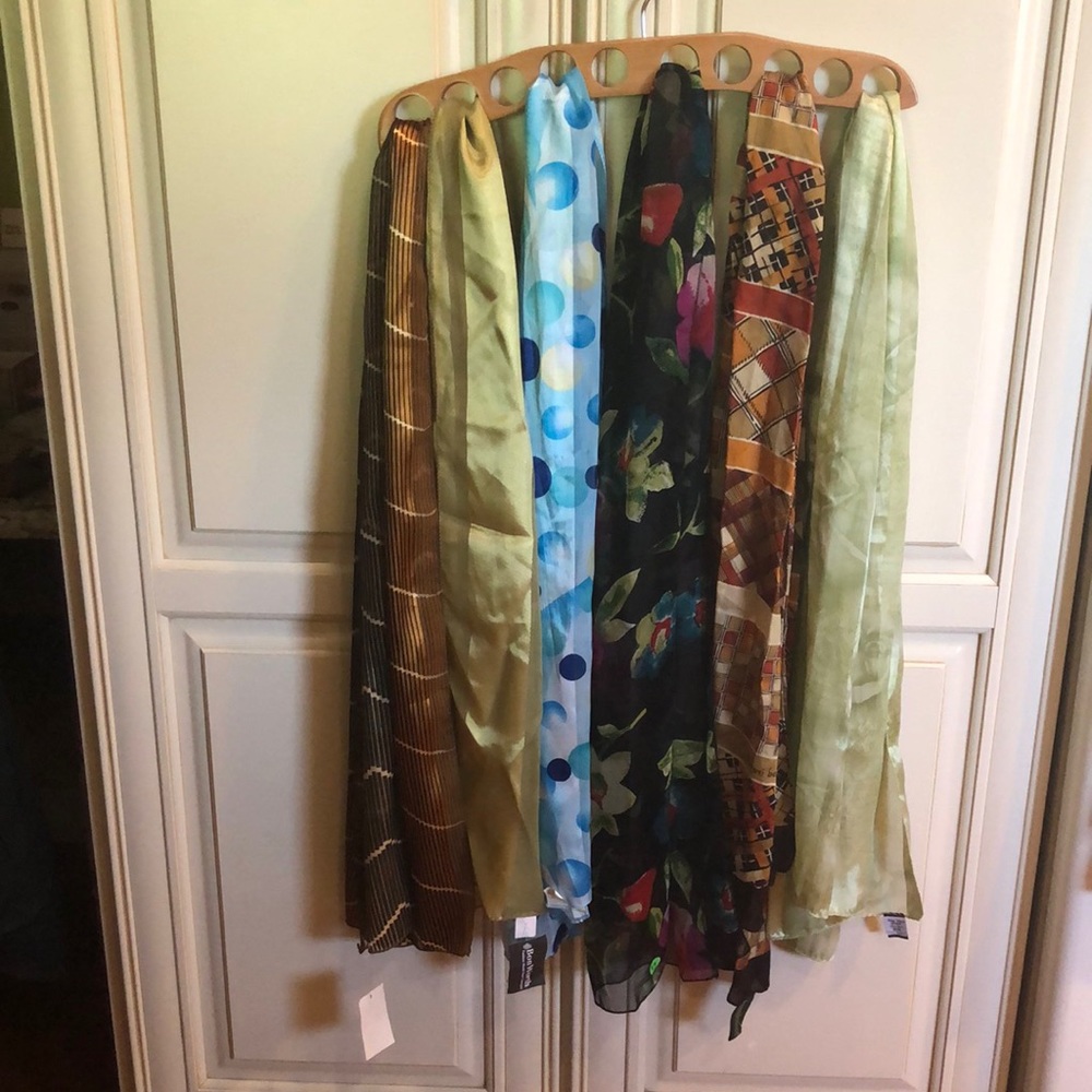 6 Scarves